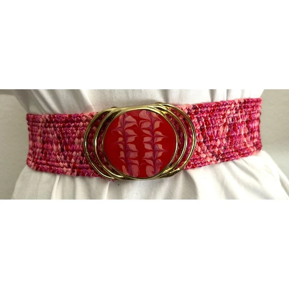 Vintage 80s Pink Woven Cinch Belt S Gold Overlap Circle Swirl Resin Buckle EUC